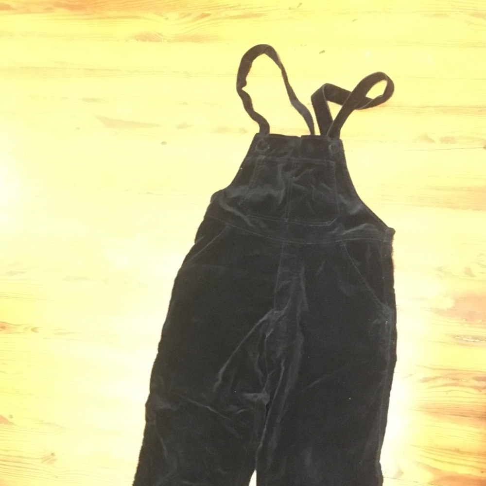 Velvet overalls w/ tie strap GAP